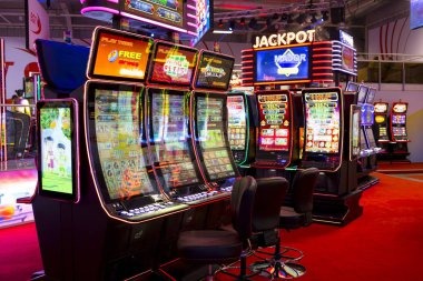 Live Baccarat betting interface on rtpslot showing Player, Banker, and Tie bet buttons